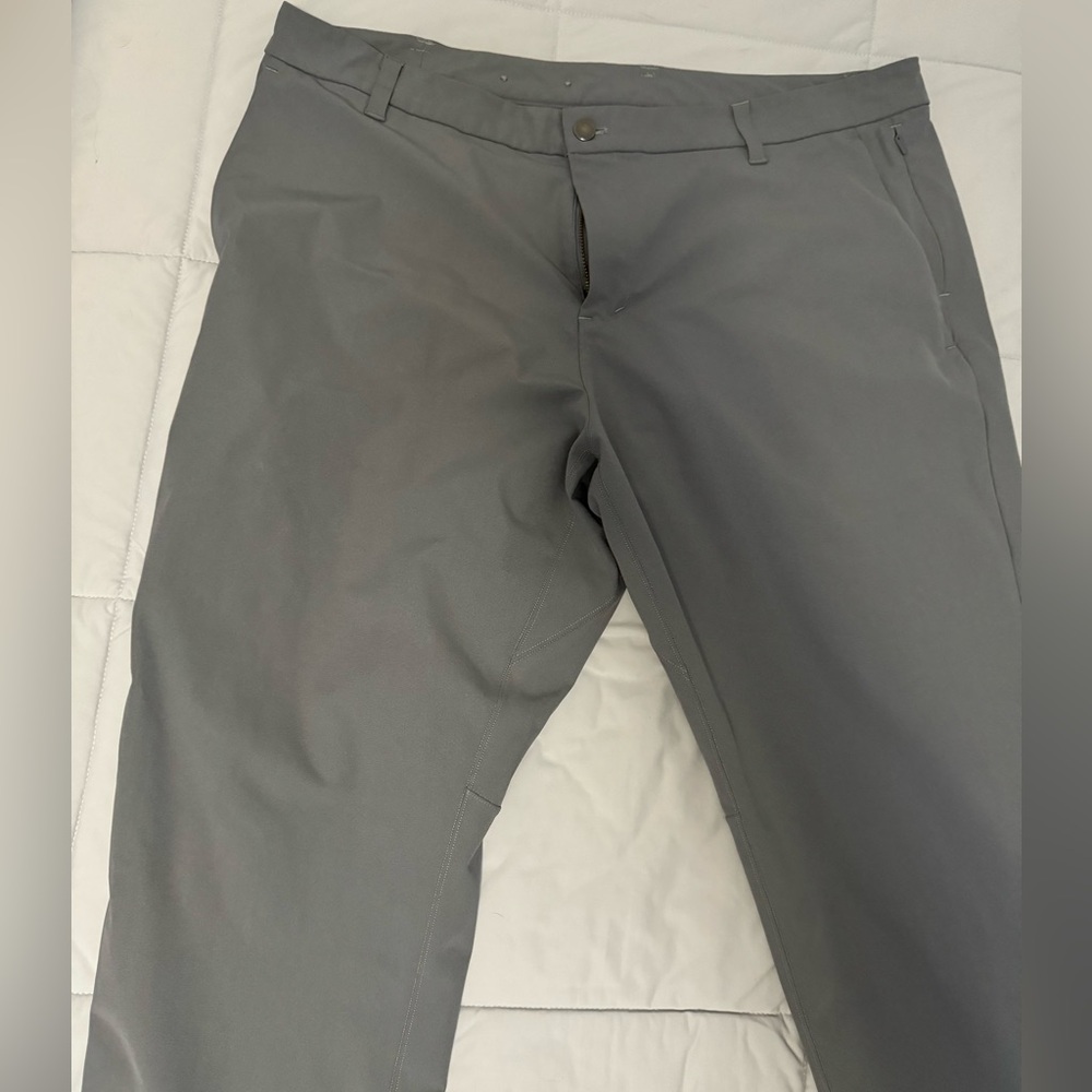 Lululemon Commision pants. Size 40